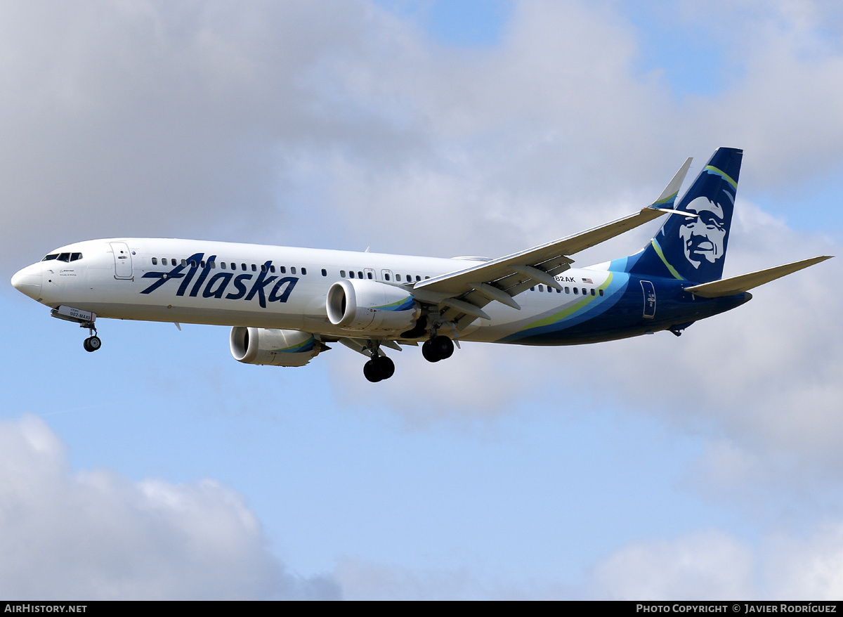 Aircraft Photo of N982AK | Boeing 737-9 Max 9 | Alaska Airlines | AirHistory.net #735792