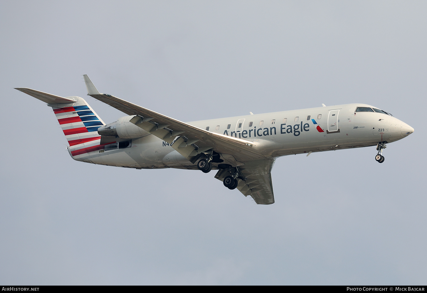 Aircraft Photo of N423AW | Bombardier CRJ-200LR (CL-600-2B19) | American Eagle | AirHistory.net #735823
