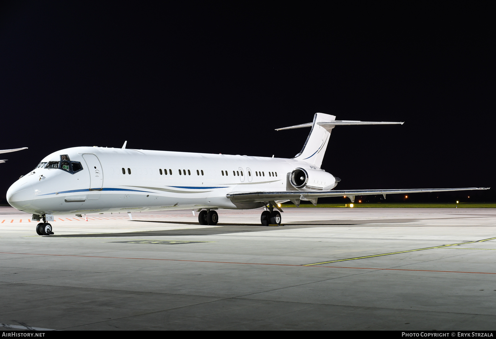 Aircraft Photo of VP-CAA | McDonnell Douglas MD-87 (DC-9-87) | AirHistory.net #735831
