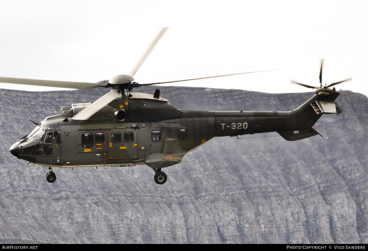 Aircraft Photo of T-320 | Aerospatiale TH89 Super Puma (AS-332M1) | Switzerland - Air Force | AirHistory.net #735848