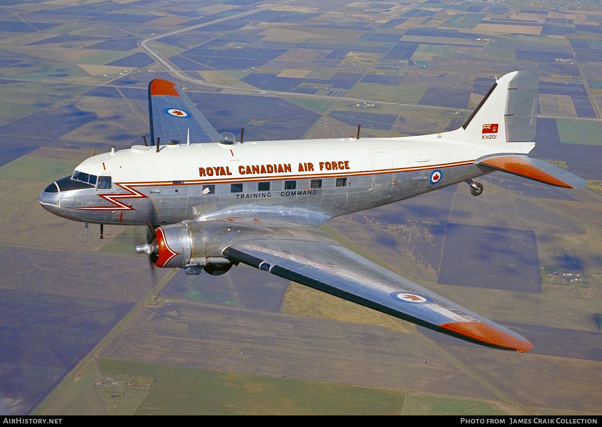 Aircraft Photo of KN201 | Douglas CC-129 Dakota 3 | Canada - Air Force | AirHistory.net #735857