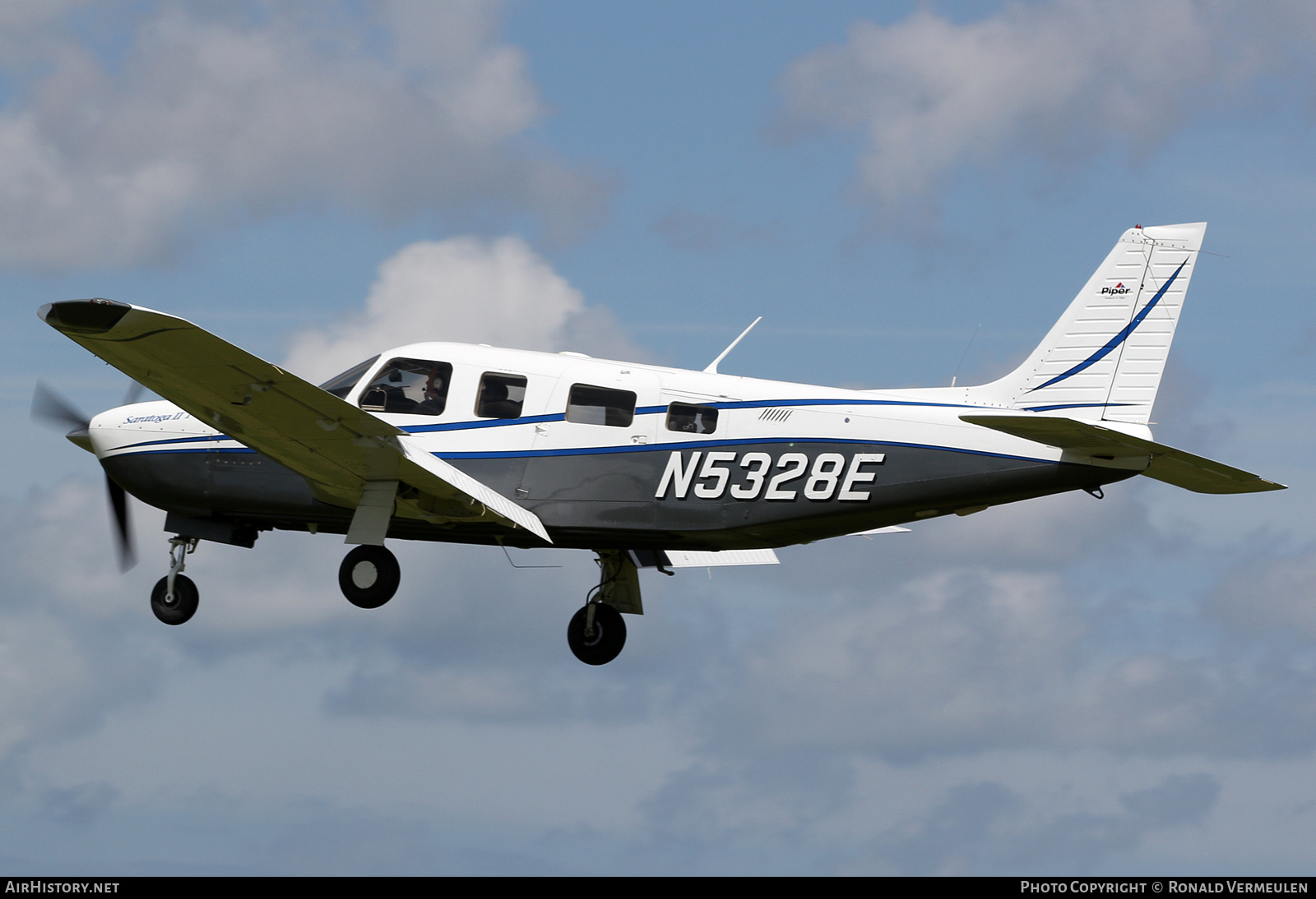 Aircraft Photo of N5328E | Piper PA-32R-301T Saratoga II TC | AirHistory.net #735886