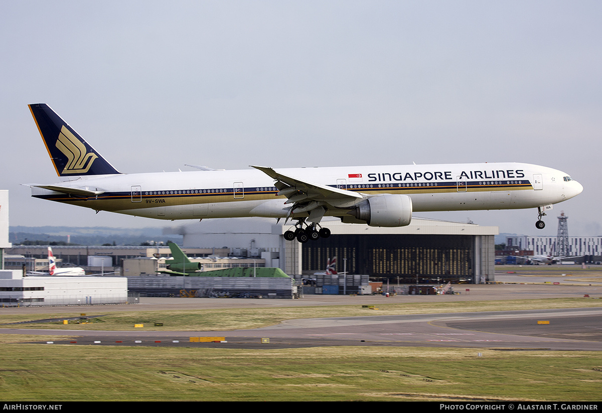 Aircraft Photo of 9V-SWA | Boeing 777-312/ER | Singapore Airlines | AirHistory.net #736005