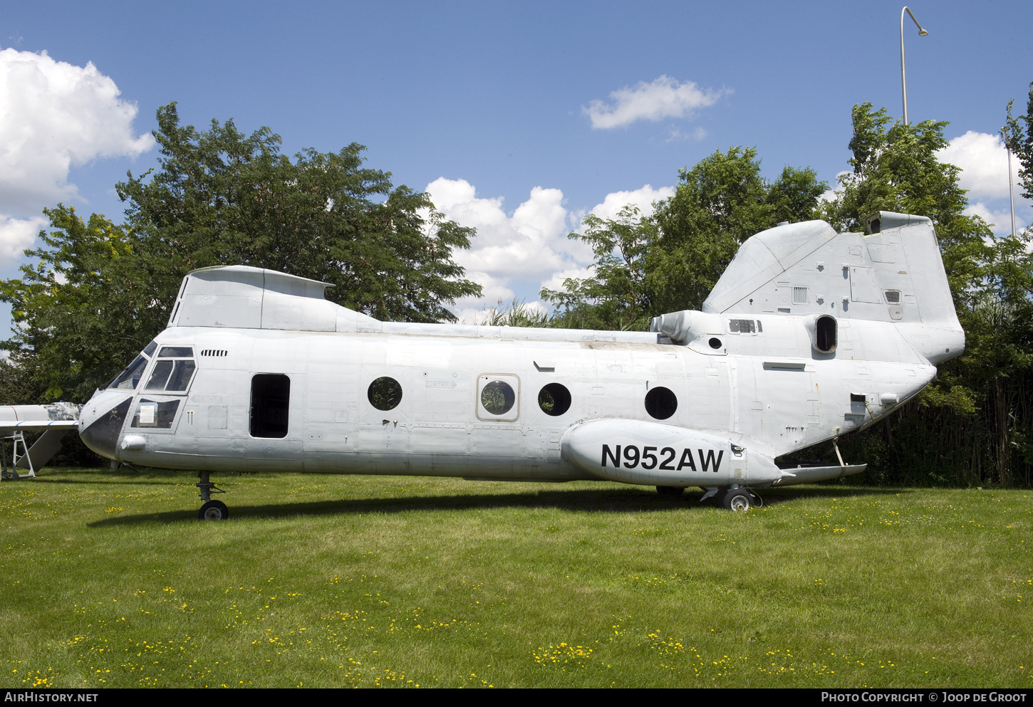 Aircraft Photo of N952AW | Boeing Vertol CH-46E Sea Knight | AirHistory.net #736035