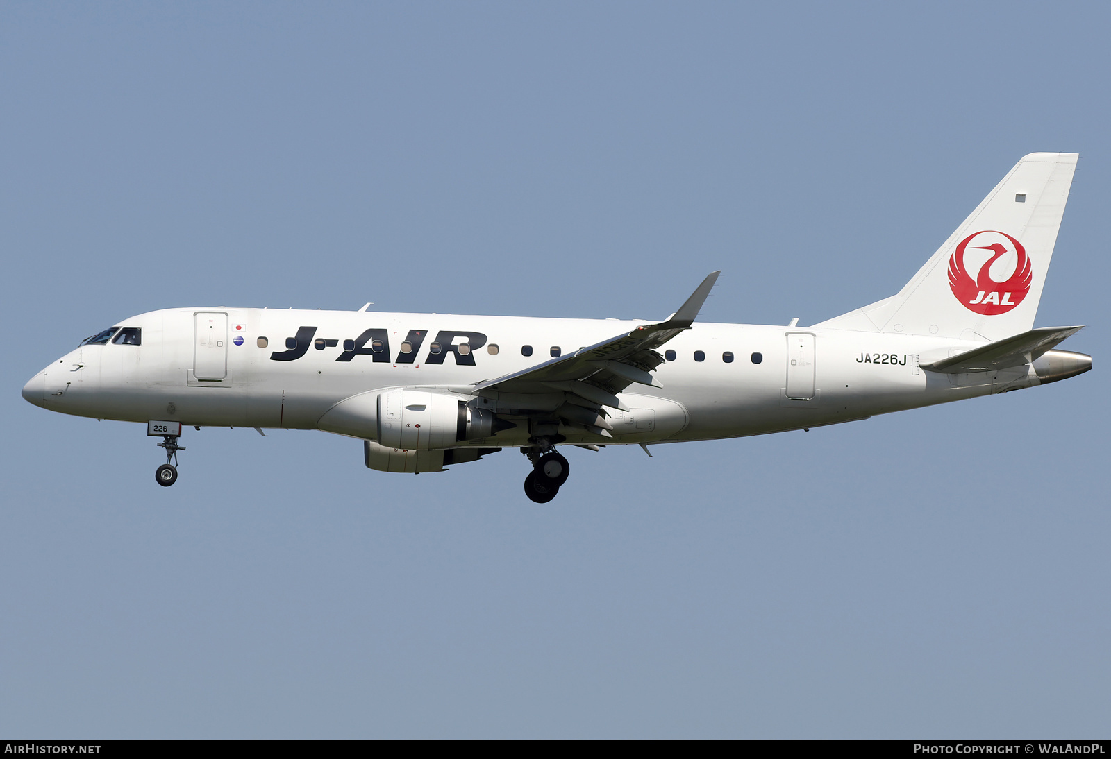 Aircraft Photo of JA226J | Embraer 170STD (ERJ-170-100STD) | J-Air | AirHistory.net #736095