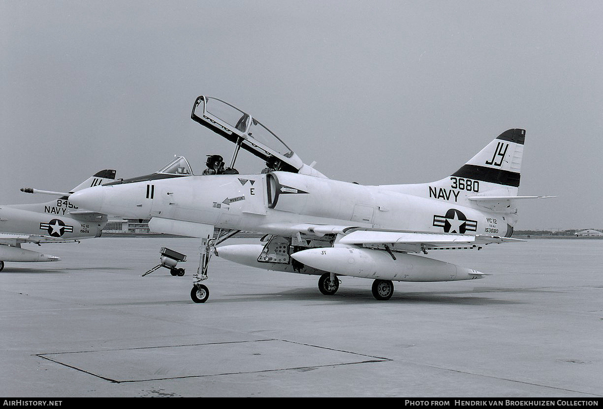 Aircraft Photo of 153680 / JY-11 | McDonnell Douglas TA-4J Skyhawk | USA - Navy | AirHistory.net #736116