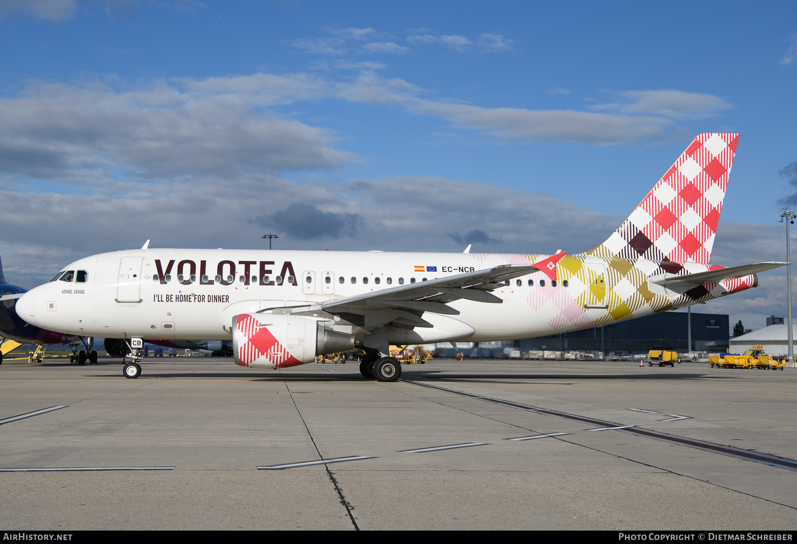 Aircraft Photo of EC-NCB | Airbus A319-111 | Volotea | AirHistory.net #736134