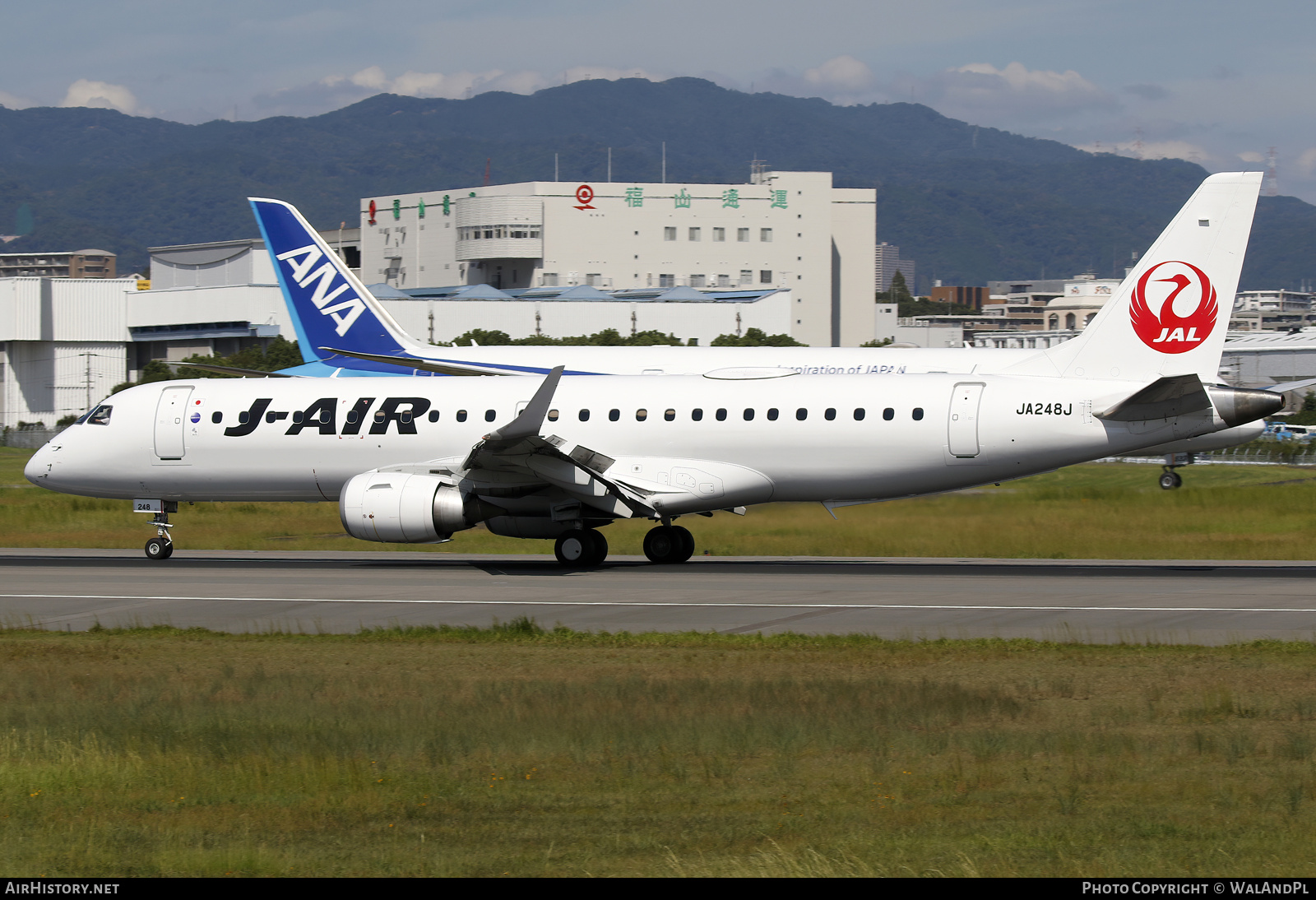 Aircraft Photo of JA248J | Embraer 190STD (ERJ-190-100STD) | J-Air | AirHistory.net #736137