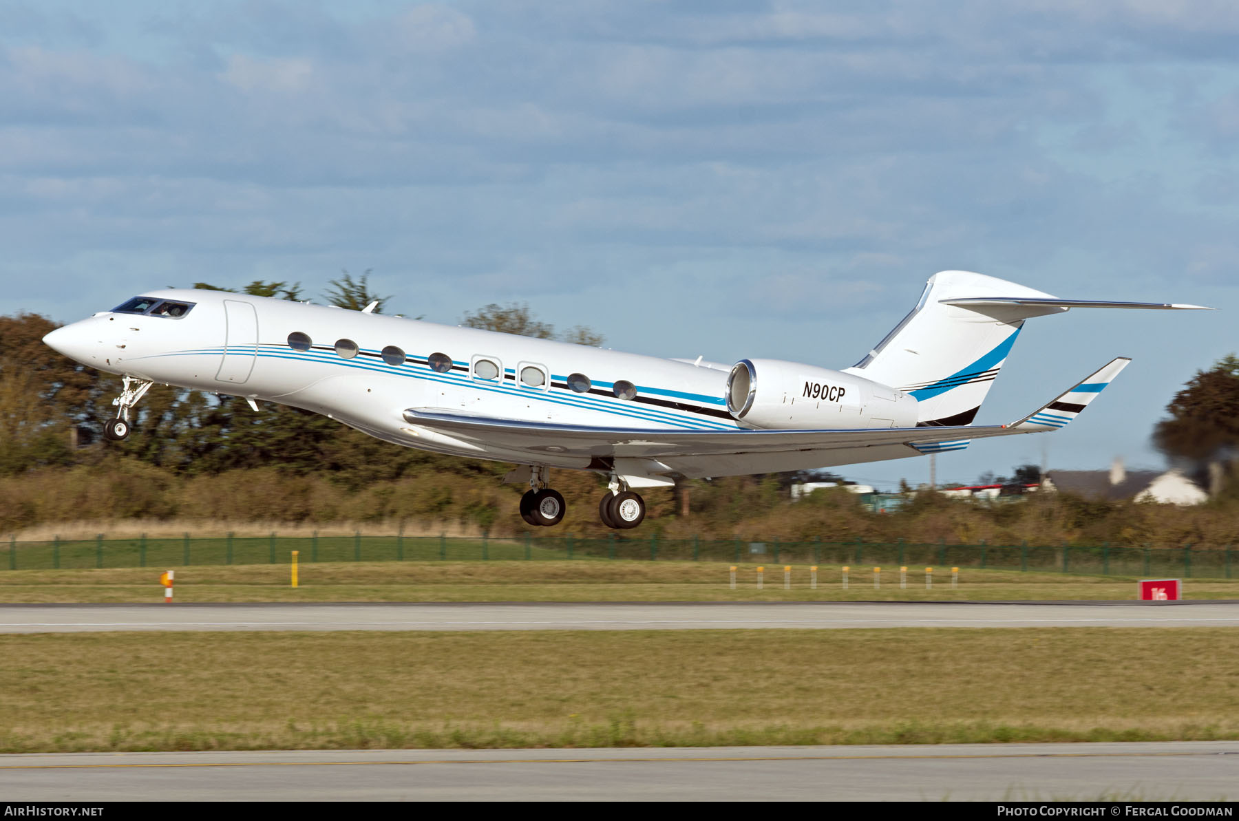 Aircraft Photo of N90CP | Gulfstream Aerospace G650ER (G-VI) | AirHistory.net #736248
