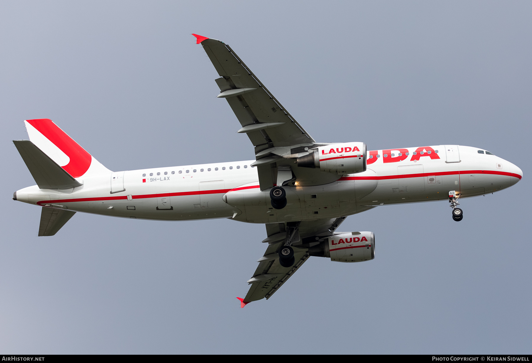 Aircraft Photo of 9H-LAX | Airbus A320-214 | Lauda | AirHistory.net #736343