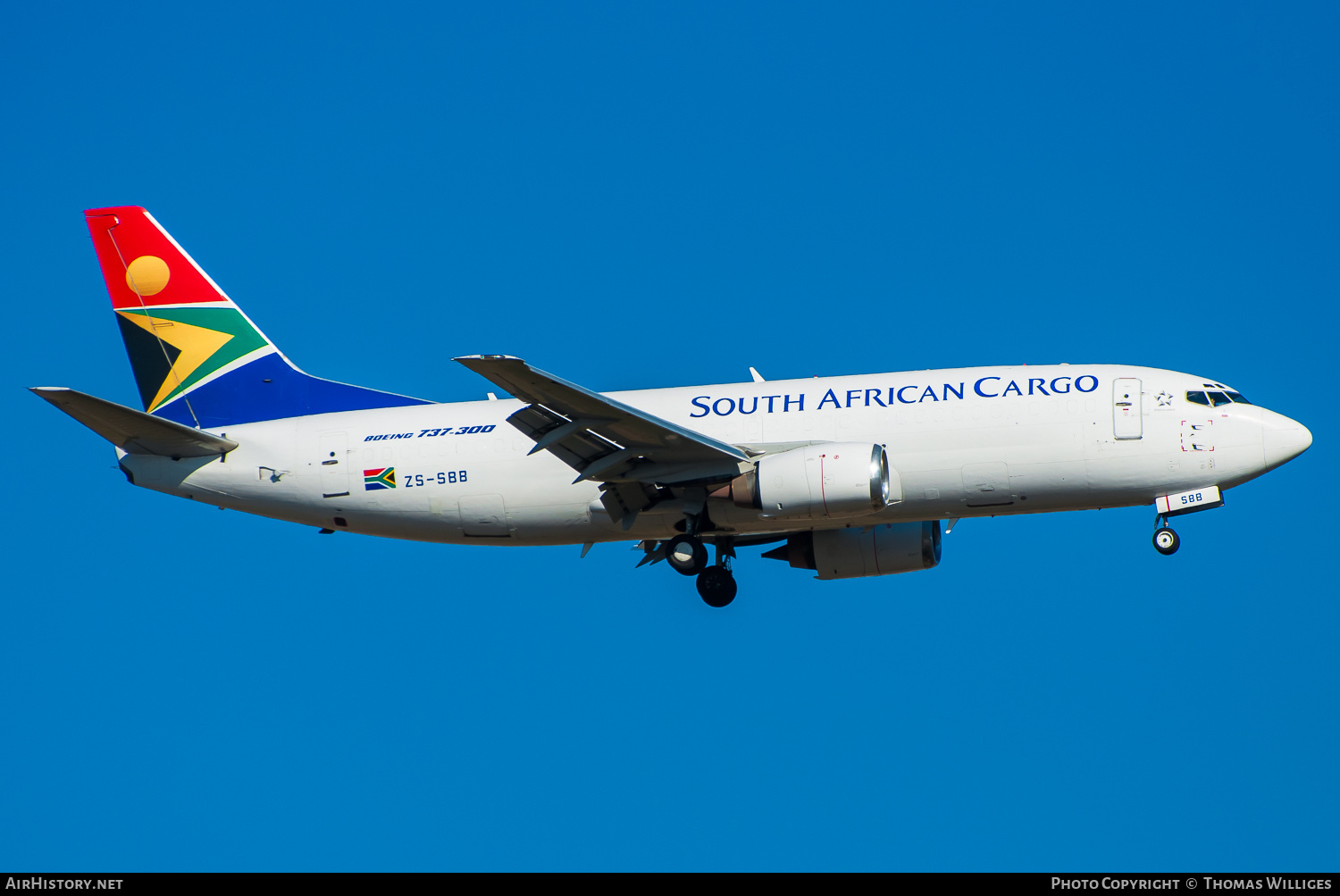Aircraft Photo of ZS-SBB | Boeing 737-3Y0(SF) | South African Airways Cargo | AirHistory.net #736413