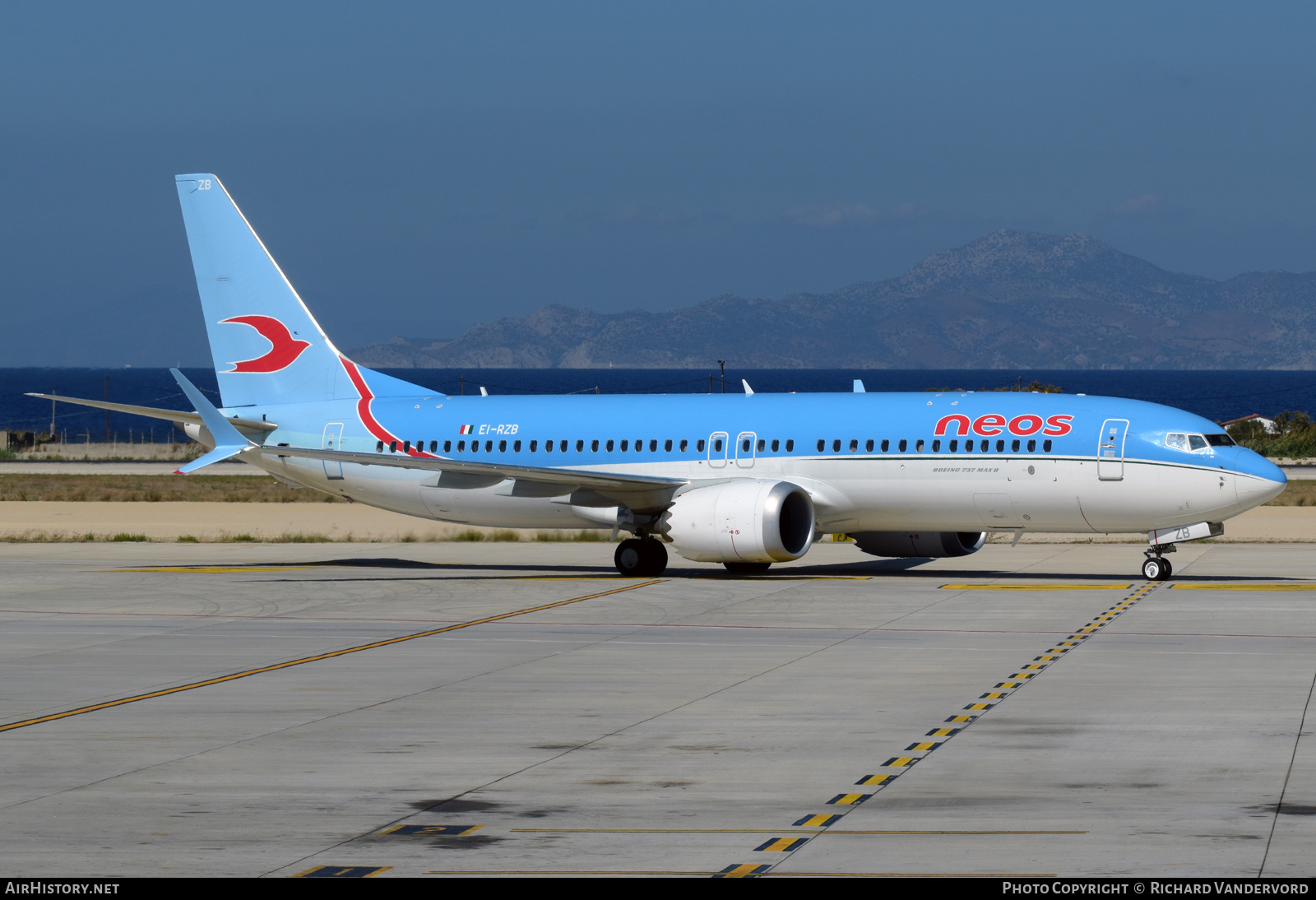 Aircraft Photo of EI-RZB | Boeing 737-8 Max 8 | Neos | AirHistory.net #736427