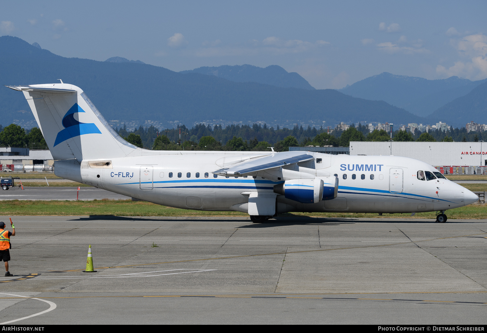 Aircraft Photo of C-FLRJ | British Aerospace Avro 146-RJ85 | Summit Air | AirHistory.net #736643