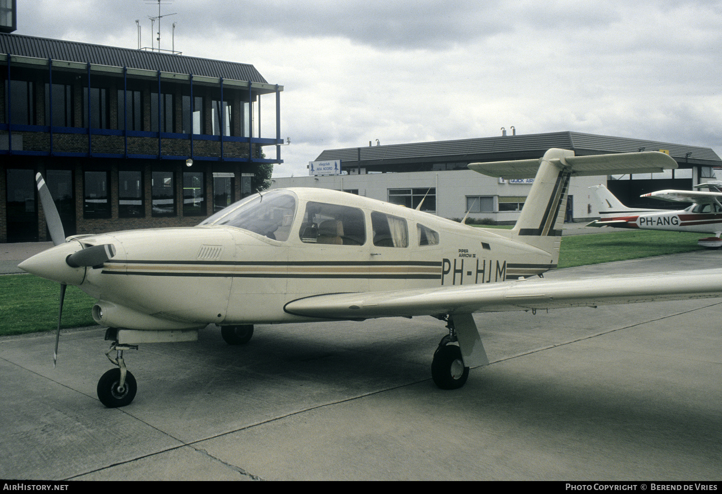Aircraft Photo of PH-HJM | Piper PA-28RT-201T Turbo Arrow IV | AirHistory.net #736814