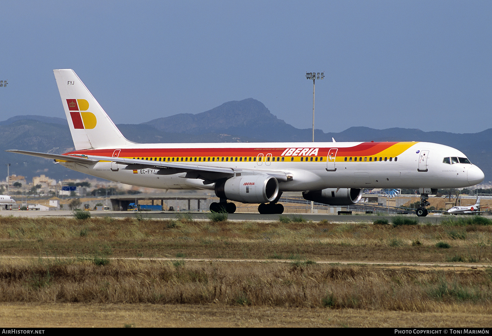 Aircraft Photo of EC-FYJ | Boeing 757-256 | Iberia | AirHistory.net #736885