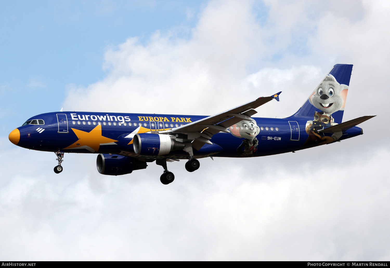 Aircraft Photo of 9H-EUM | Airbus A320-214 | Eurowings | AirHistory.net #736886