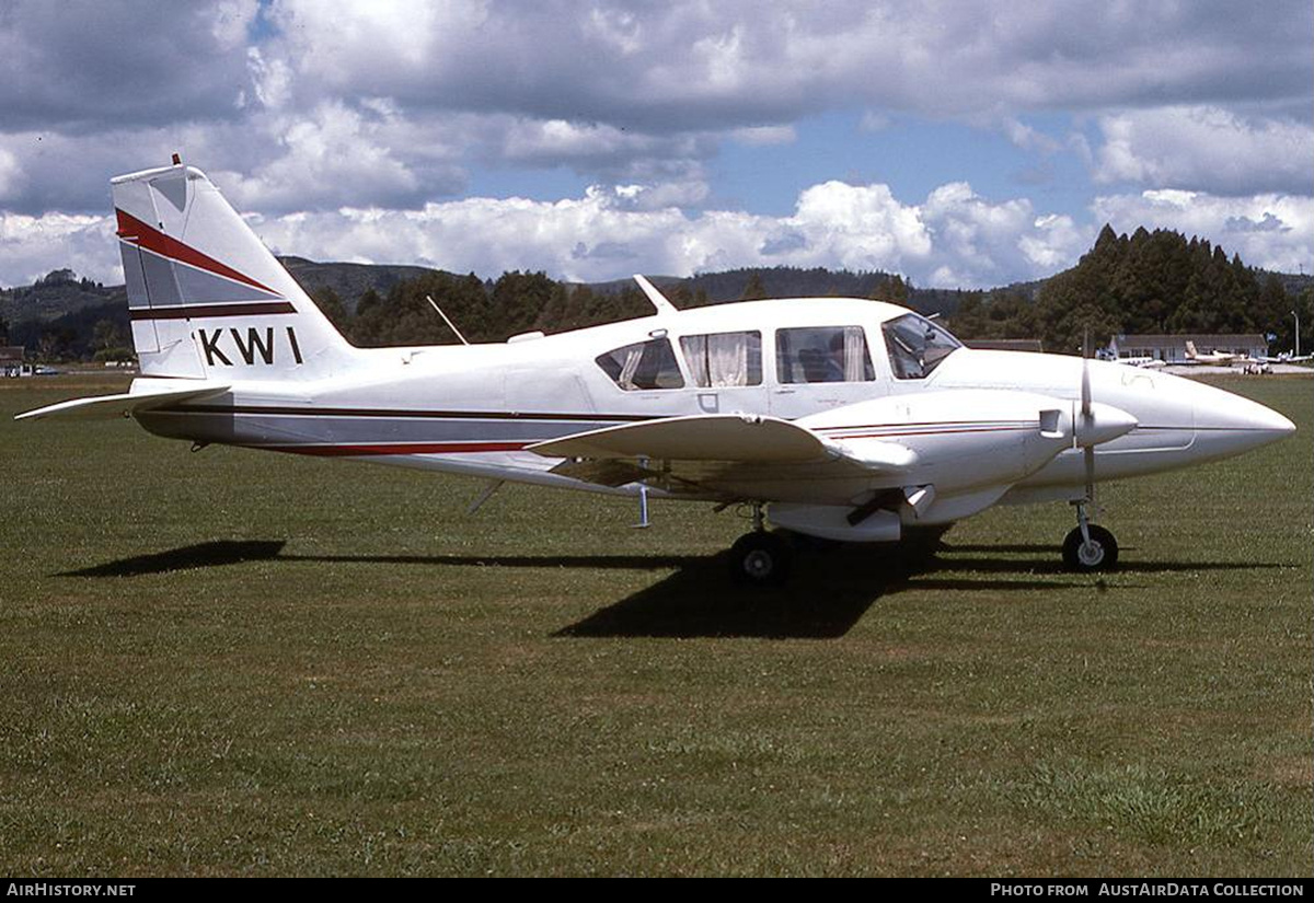 Aircraft Photo of ZK-KWI / KWI | Piper PA-23-250 Aztec E | AirHistory.net #736933