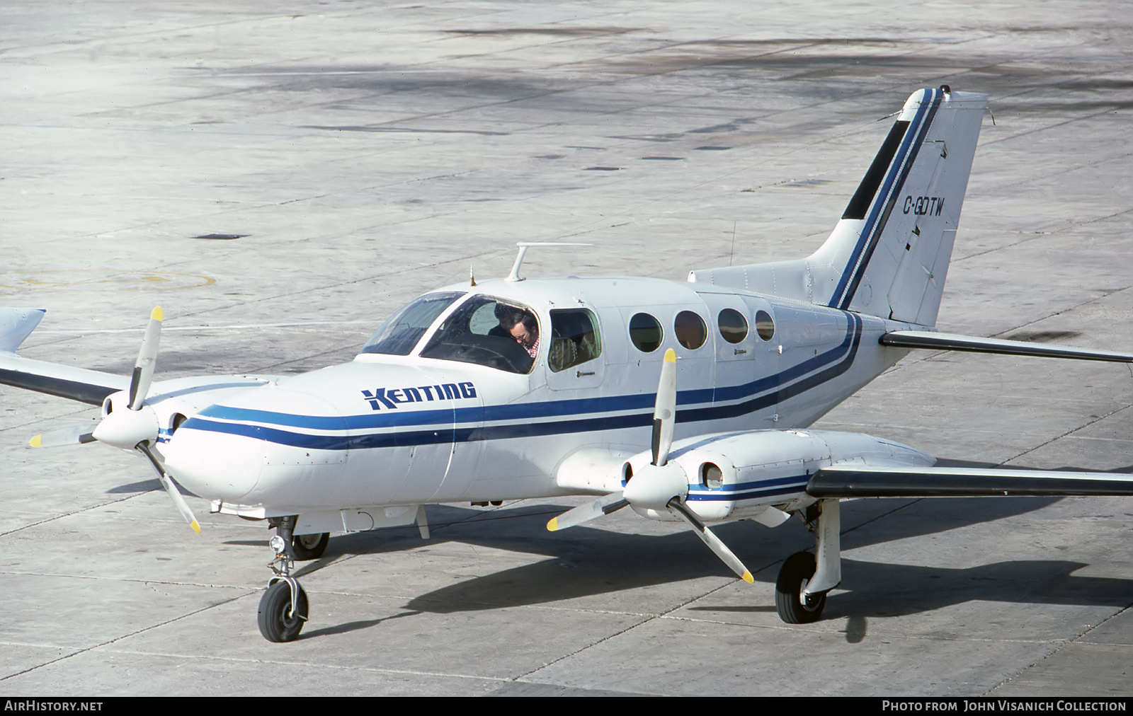 Aircraft Photo of C-GDTW | Cessna 402A | Kenting | AirHistory.net #736948