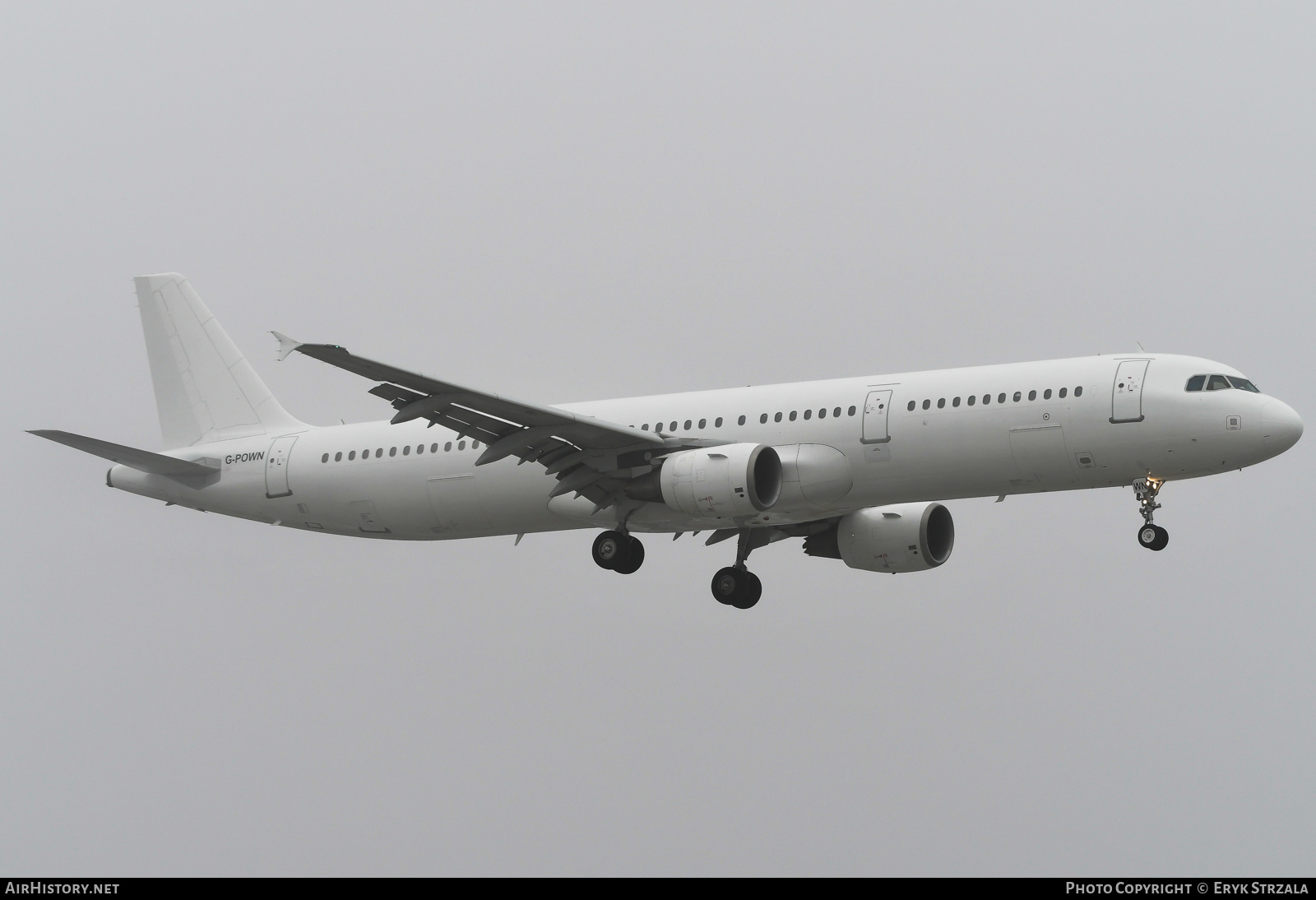 Aircraft Photo of G-POWN | Airbus A321-211 | AirHistory.net #736953