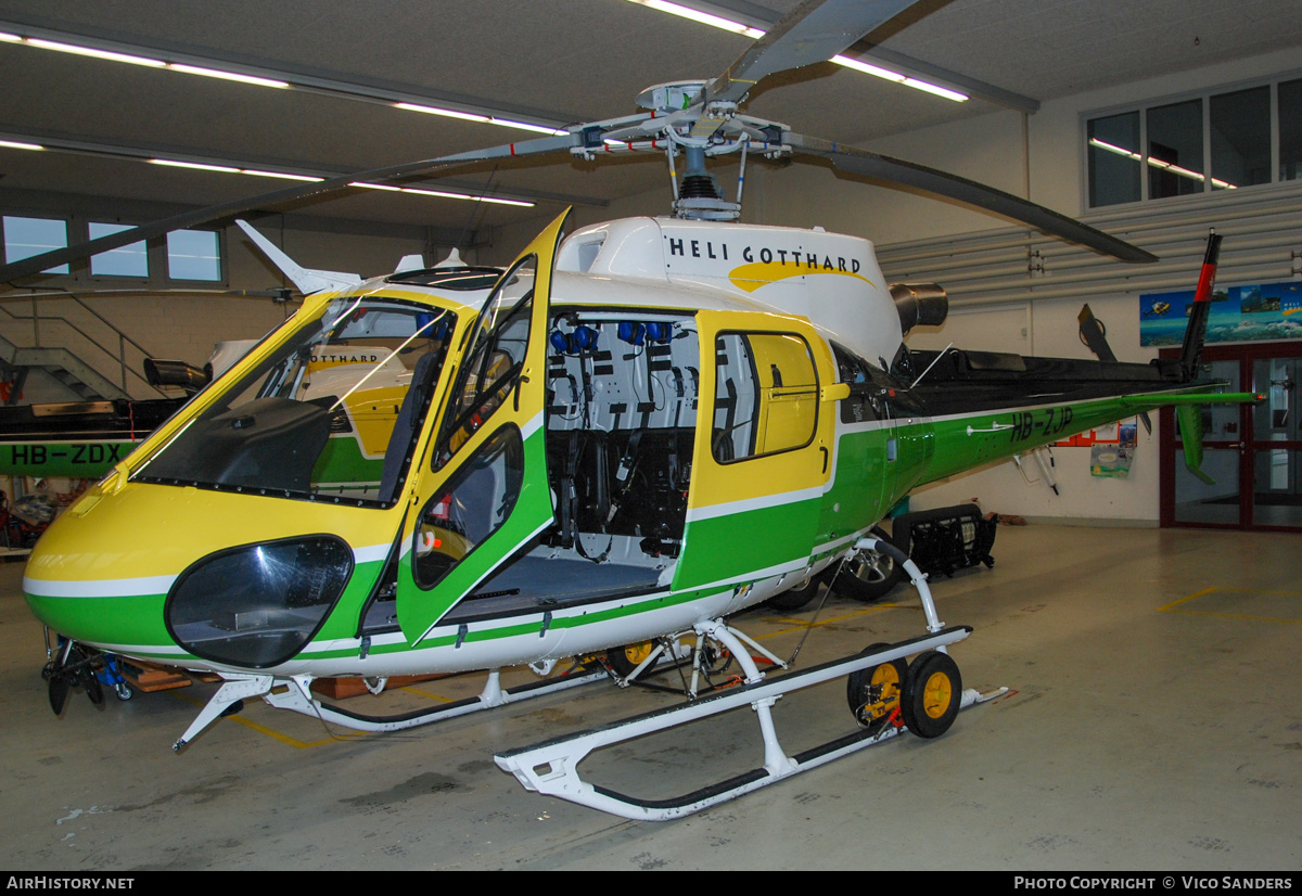 Aircraft Photo of HB-ZJP | Eurocopter AS-350B-3 Ecureuil | Heli Gotthard | AirHistory.net #736998