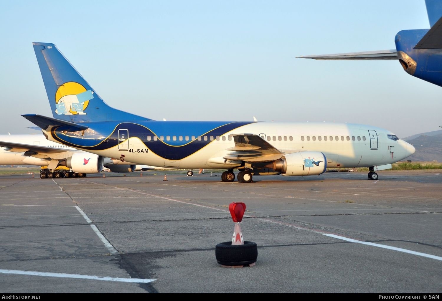 Aircraft Photo of 4L-SAM | Boeing 737-36N | AirHistory.net #737004