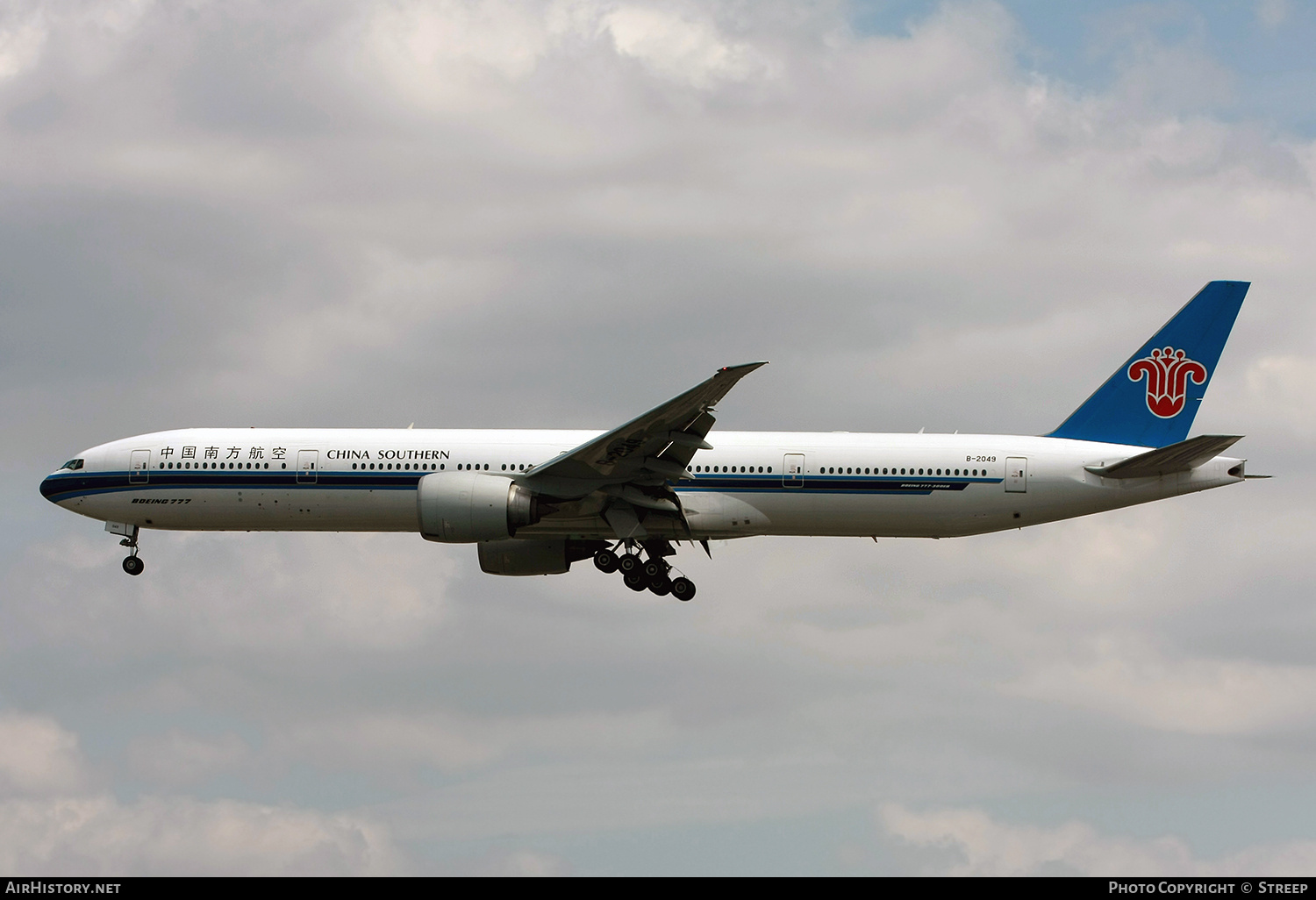 Aircraft Photo of B-2049 | Boeing 777-31BER | China Southern Airlines | AirHistory.net #737015