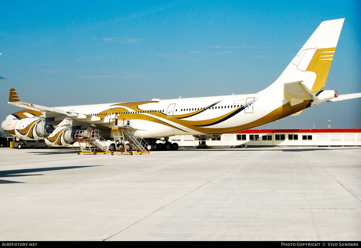 Aircraft Photo of VP-CCC | Airbus ACJ340 (A340-642/CJ) | AirHistory.net #737041