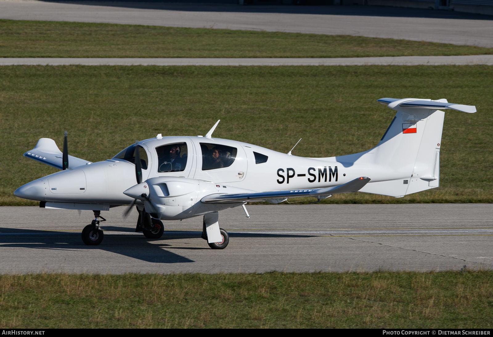 Aircraft Photo of SP-SMM | Diamond DA62 | AirHistory.net #737107