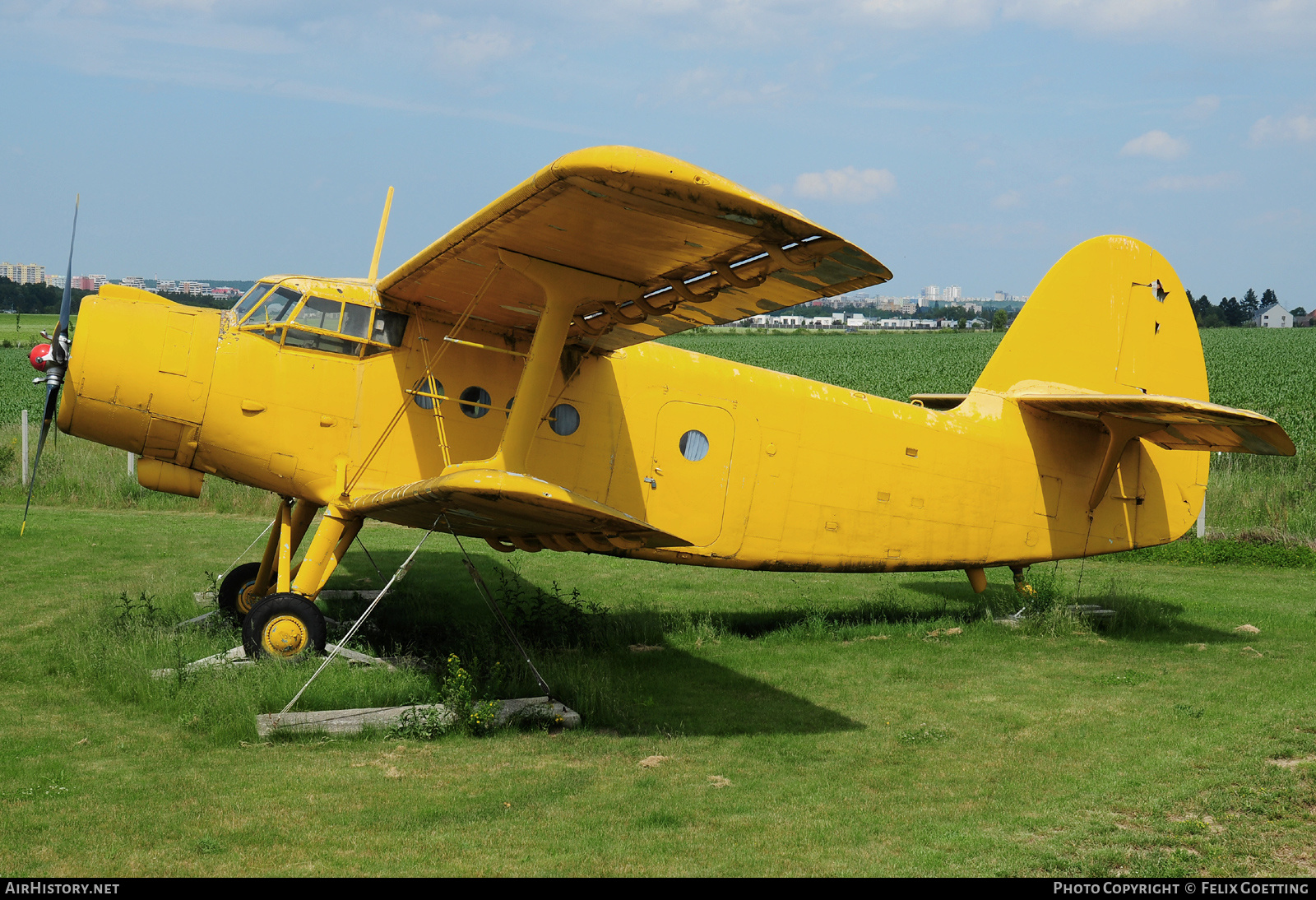 Aircraft Photo of LZ-913 | Antonov An-2R | AirHistory.net #737138