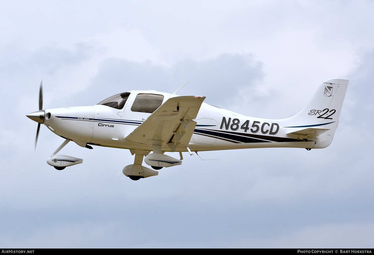 Aircraft Photo of N845CD | Cirrus SR-22 G1 | AirHistory.net #737185