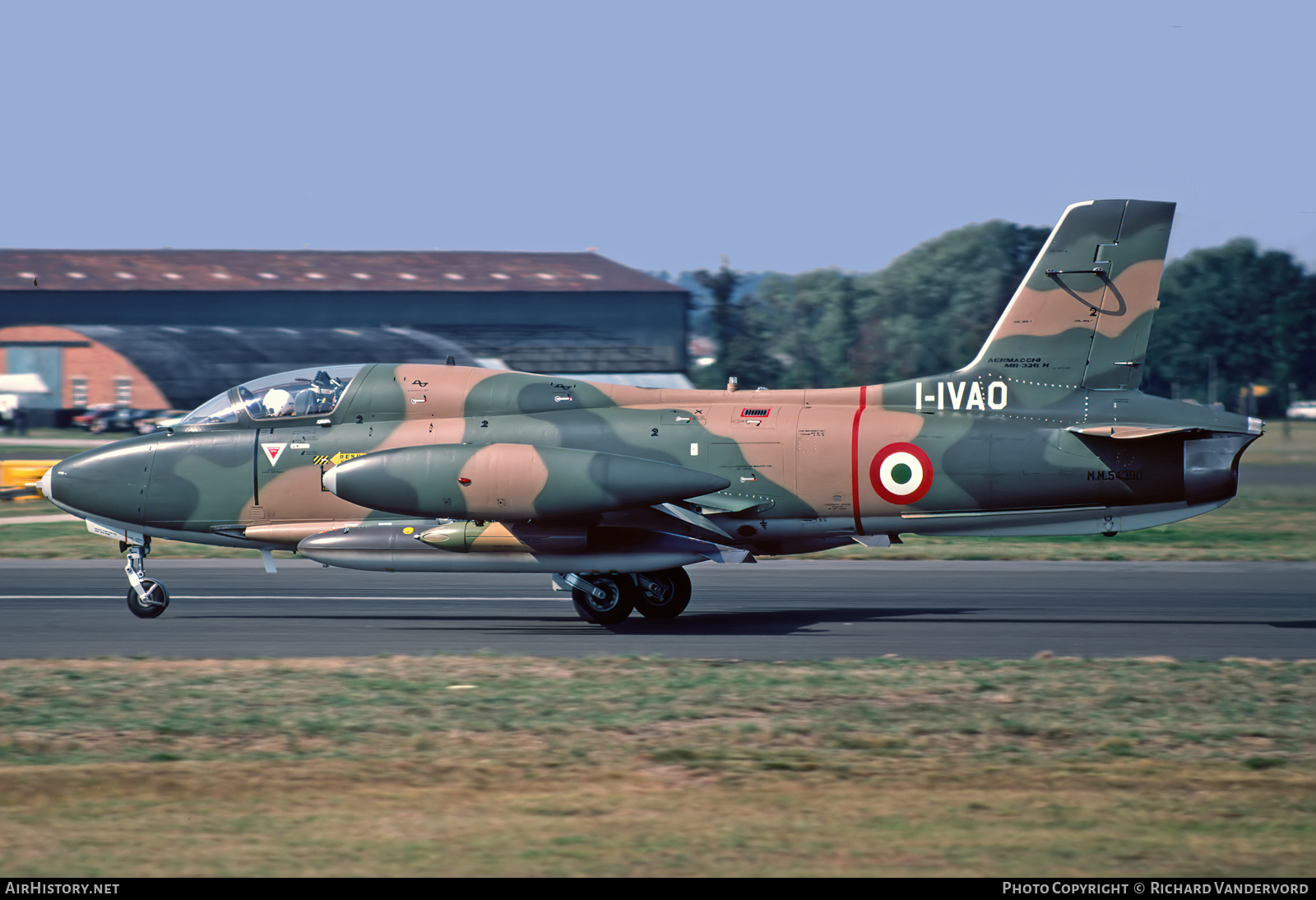 Aircraft Photo of I-IVAO / MM54390 | Aermacchi MB-326K | Italy - Air Force | AirHistory.net #737316