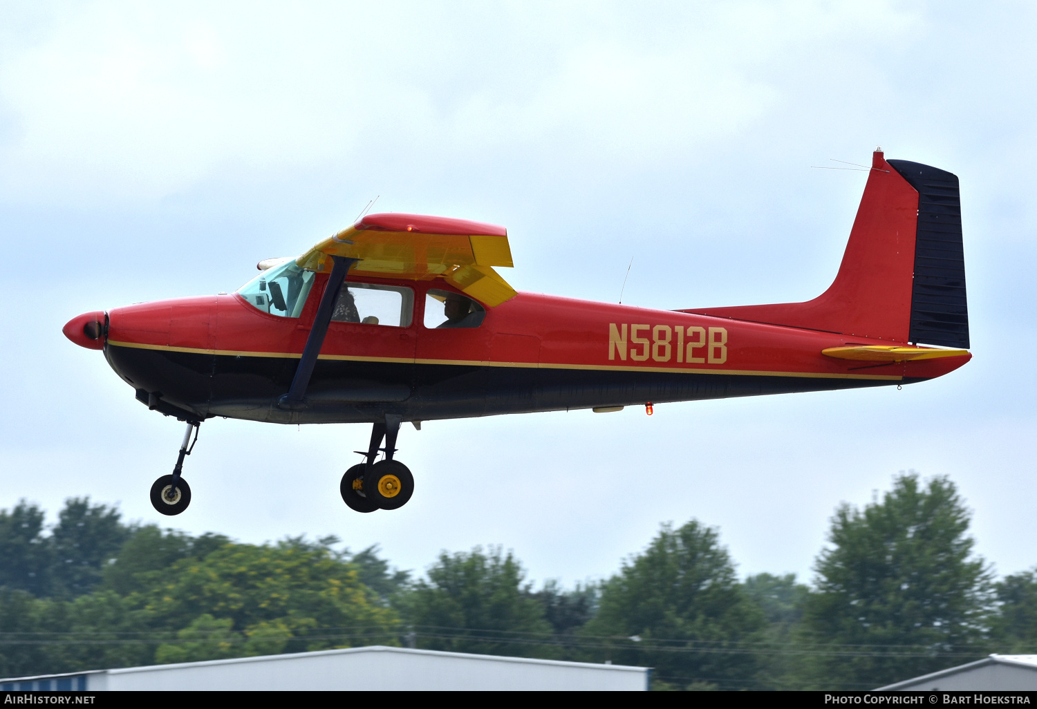 Aircraft Photo of N5812B | Cessna 182 | AirHistory.net #737361