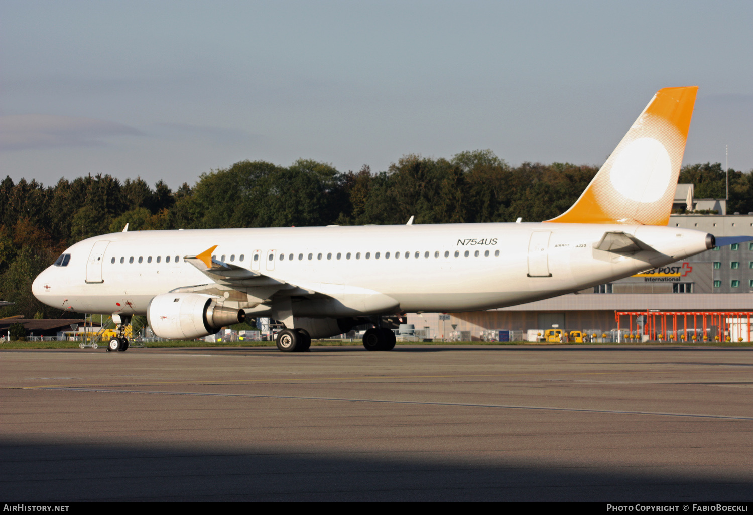 Aircraft Photo of N754US | Airbus A320-212 | Freebird Airlines | AirHistory.net #737371