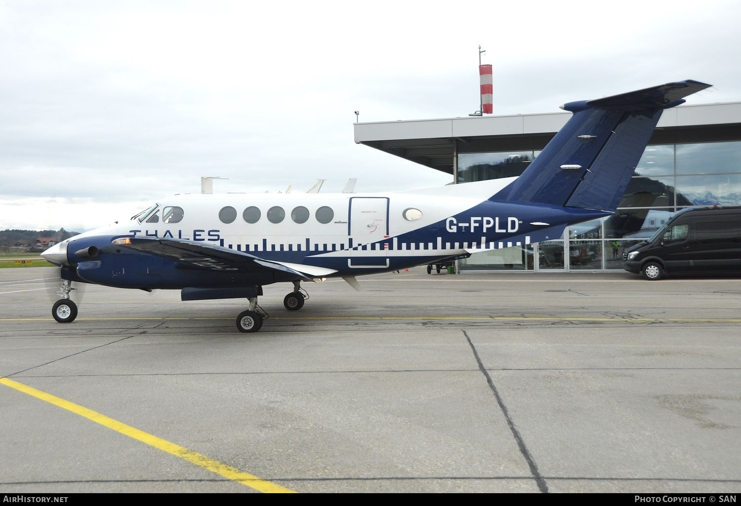 Aircraft Photo of G-FPLD | Beech B200 Super King Air | Thales | AirHistory.net #737372