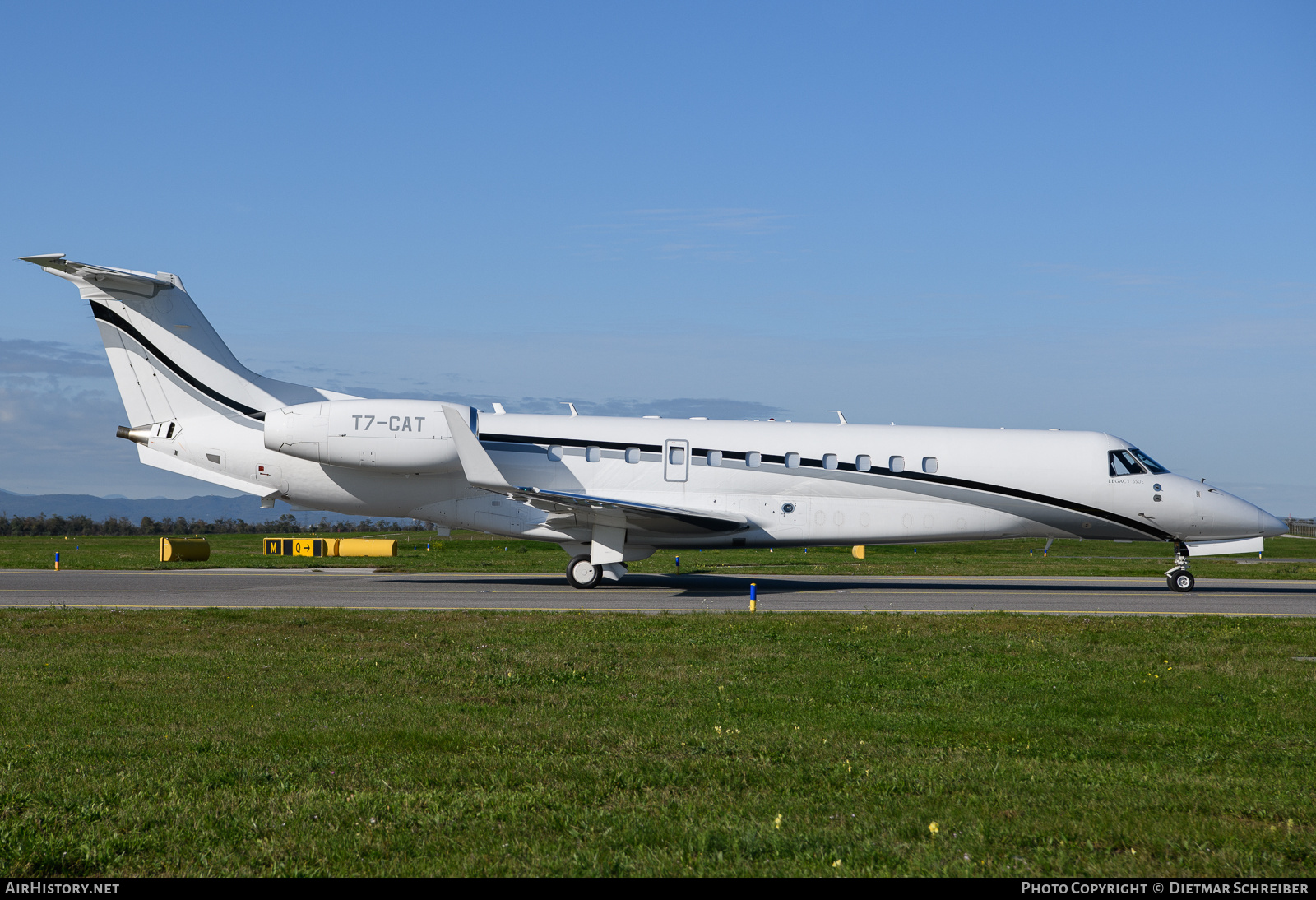 Aircraft Photo of T7-CAT | Embraer Legacy 650E (EMB-135BJ) | AirHistory.net #737406