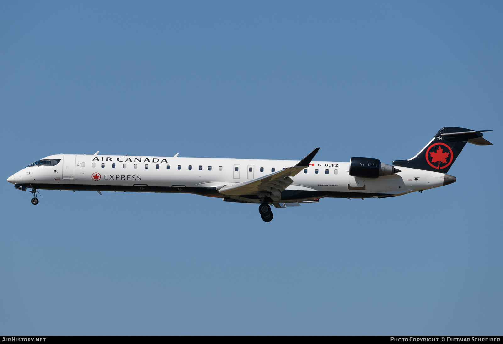 Aircraft Photo of C-GJFZ | Bombardier CRJ-900LR (CL-600-2D24) | Air Canada Express | AirHistory.net #737545