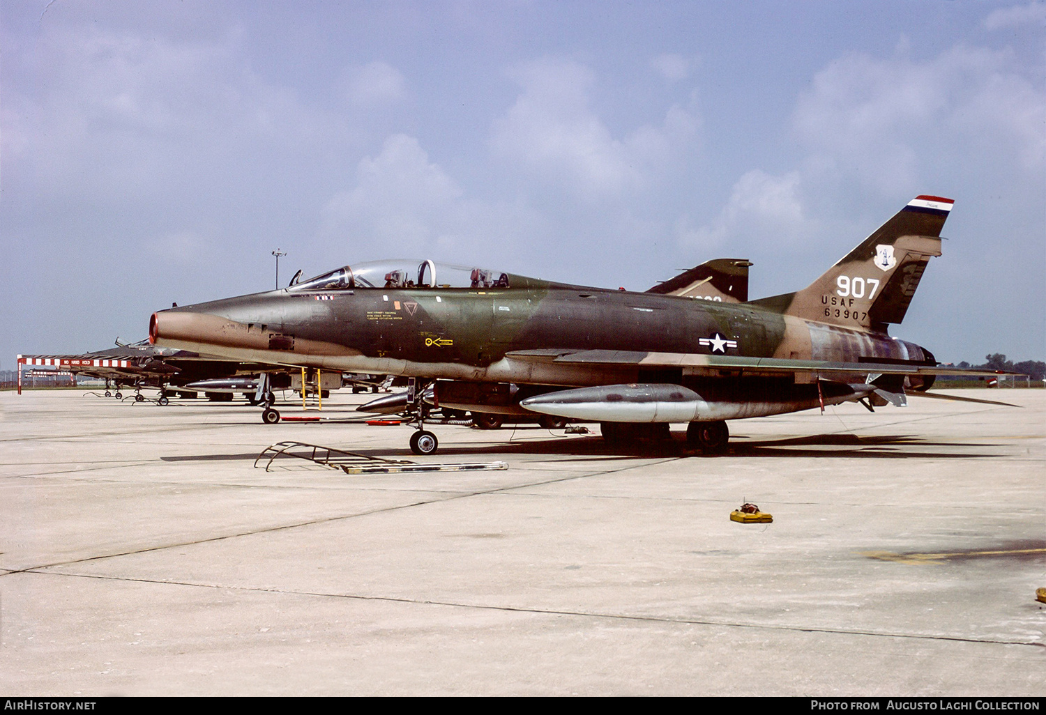 Aircraft Photo of 56-3907 / 63907 | North American F-100F Super Sabre | USA - Air Force | AirHistory.net #737917