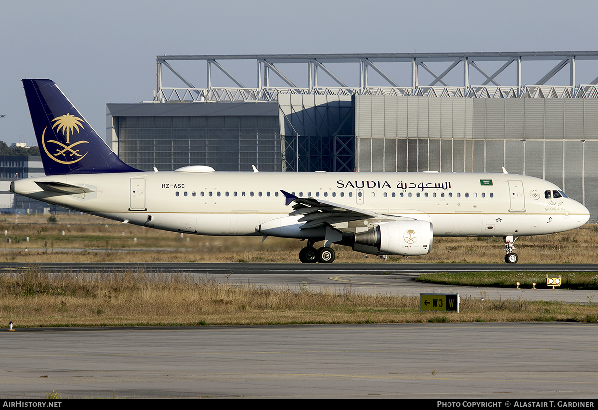 Aircraft Photo of HZ-ASC | Airbus A320-214 | Saudia - Saudi Arabian Airlines | AirHistory.net #737946