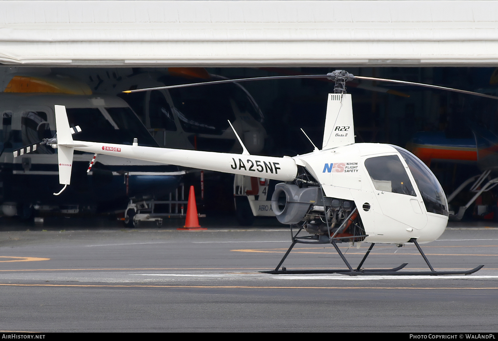 Aircraft Photo of JA25NF | Robinson R-22 Beta II | NFS - Nihon Flight Safety | AirHistory.net #738003