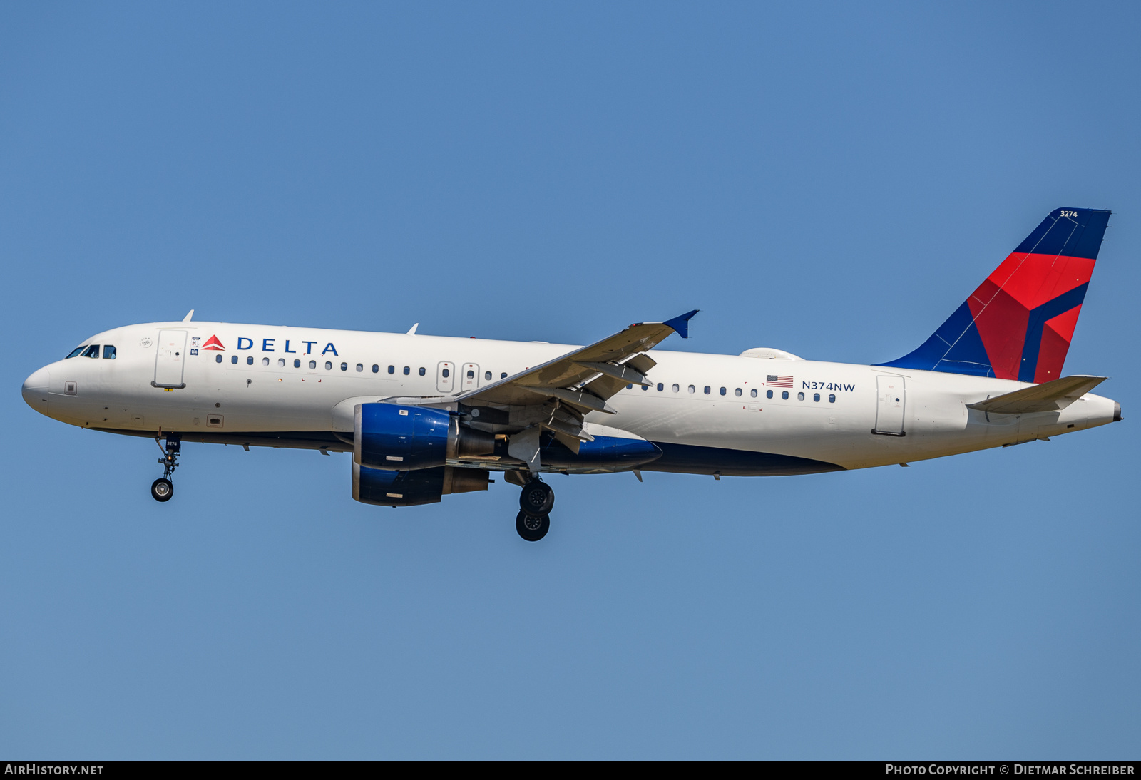 Aircraft Photo of N374NW | Airbus A320-212 | Delta Air Lines | AirHistory.net #738044