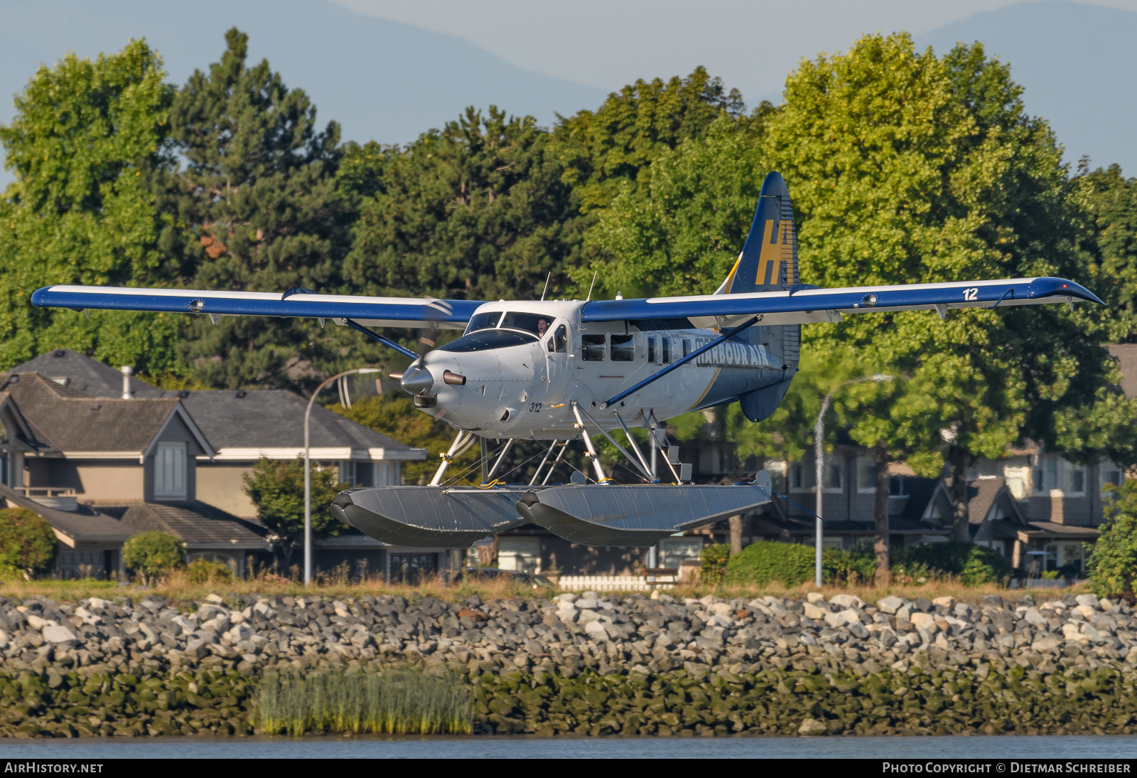 Aircraft Photo of C-FHAS | Vazar DHC-3T Turbine Otter | Harbour Air | AirHistory.net #738131