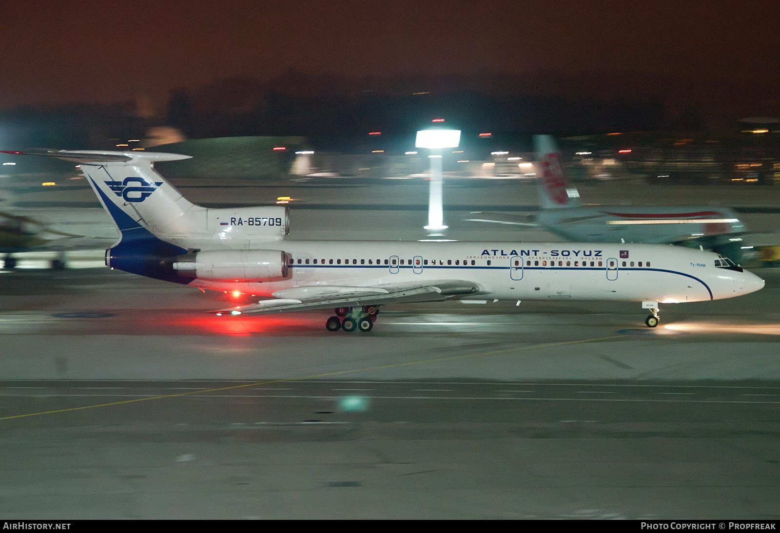 Aircraft Photo of RA-85709 | Tupolev Tu-154M | Atlant-Soyuz Airlines | AirHistory.net #738153
