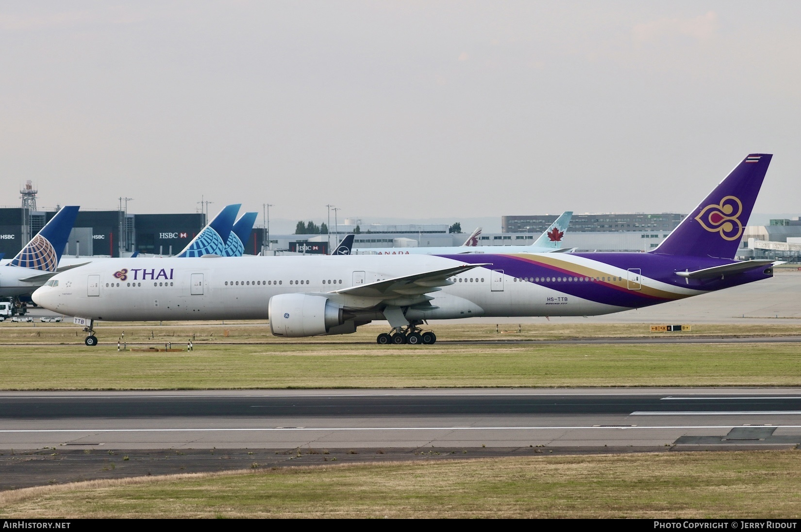 Aircraft Photo of HS-TTB | Boeing 777-300/ER | Thai Airways International | AirHistory.net #738183