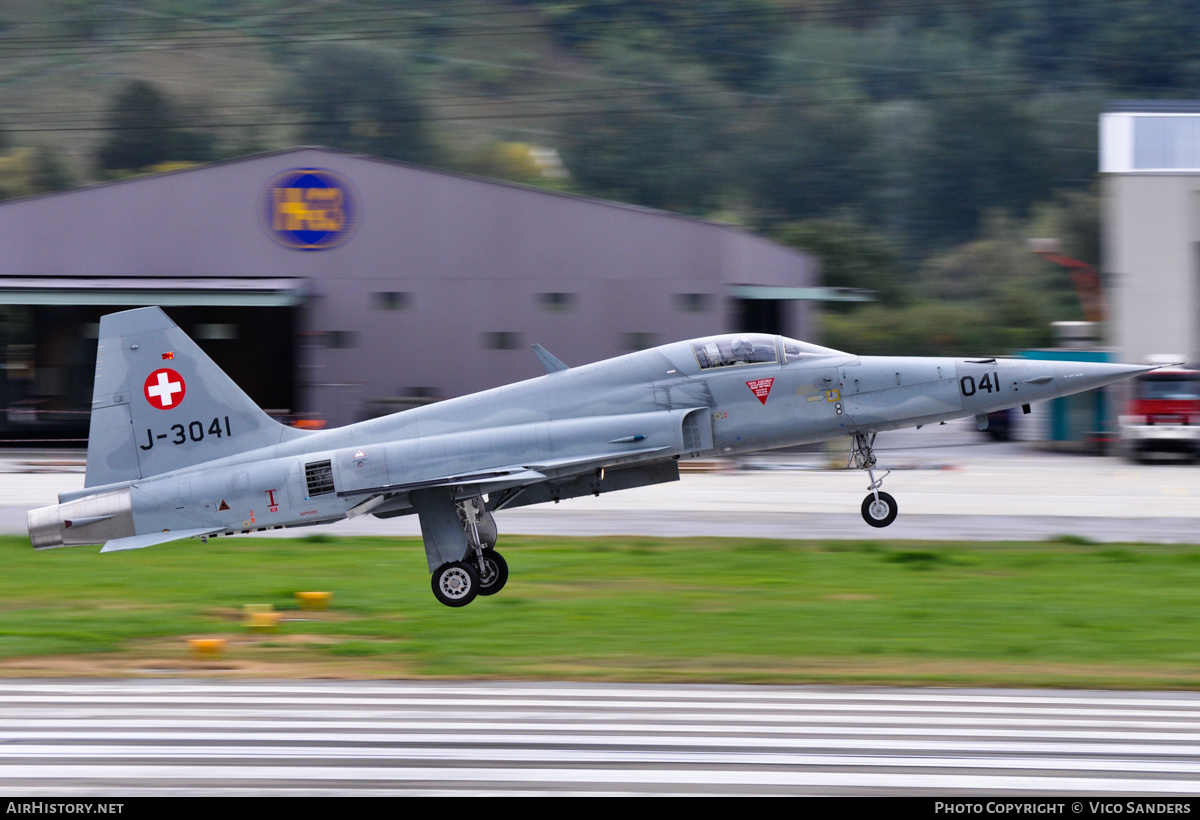 Aircraft Photo of J-3041 | Northrop F-5E Tiger II | Switzerland - Air Force | AirHistory.net #738287