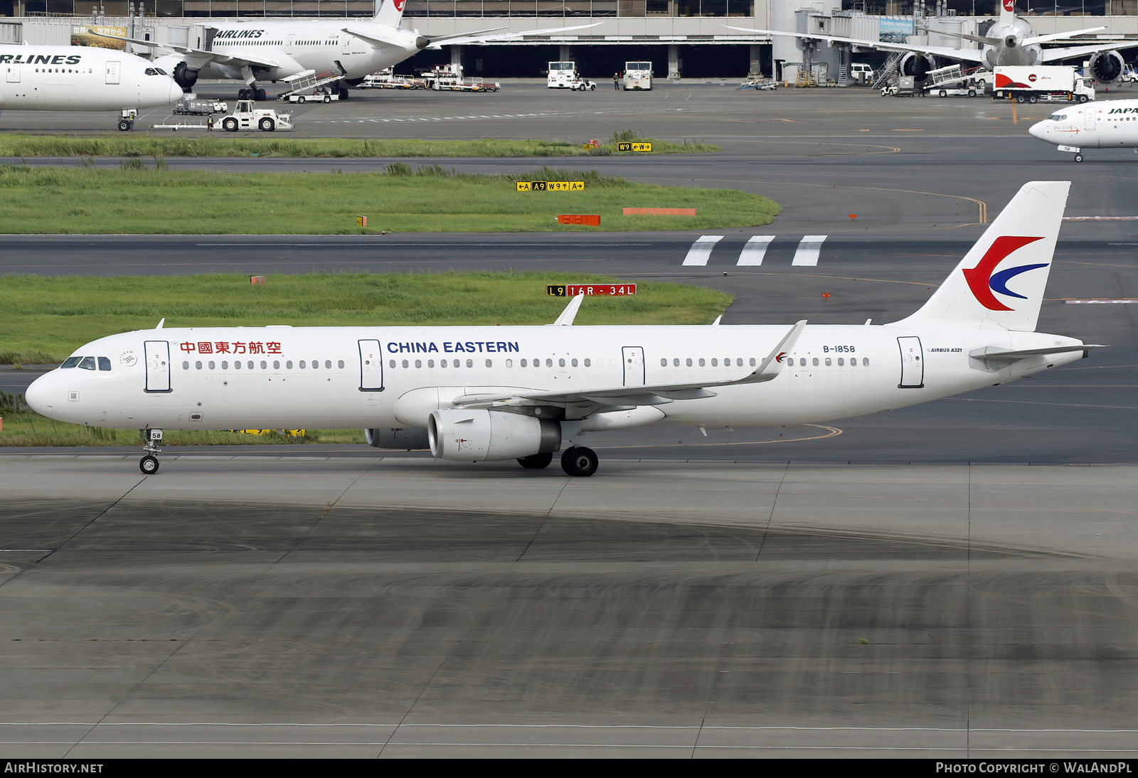 Aircraft Photo of B-1858 | Airbus A321-231 | China Eastern Airlines | AirHistory.net #738298