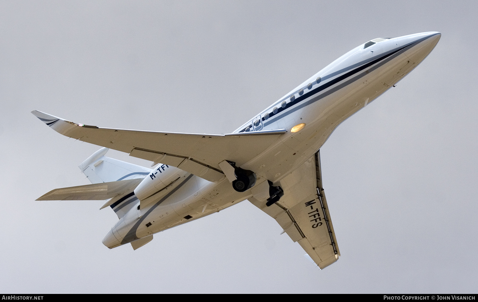 Aircraft Photo of M-TFFS | Dassault Falcon 900EX | AirHistory.net #738360