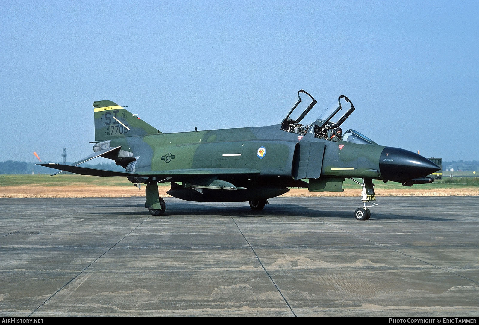 Aircraft Photo of 66-7705 / AF66-7705 | McDonnell Douglas F-4D Phantom II | USA - Air Force | AirHistory.net #738444