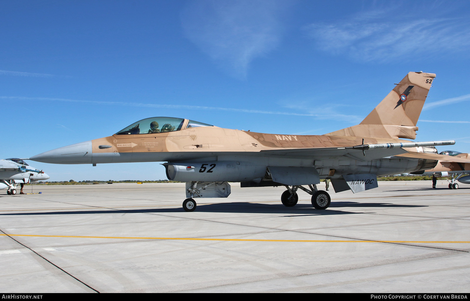 Aircraft Photo of 920408 | Lockheed F-16A Fighting Falcon | USA - Navy | AirHistory.net #738452