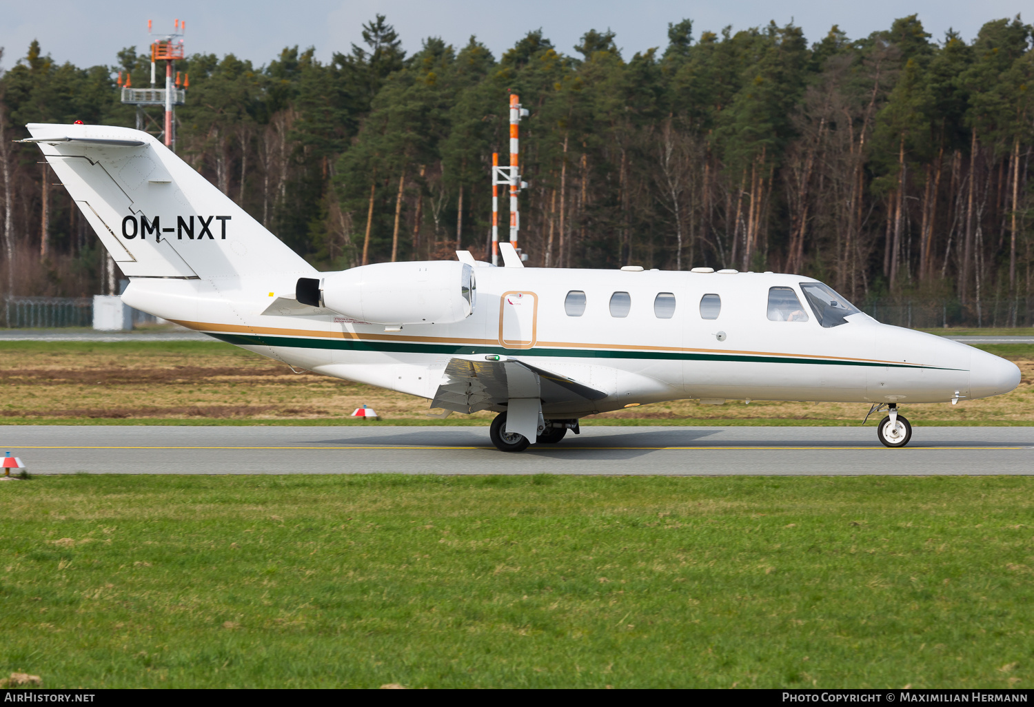Aircraft Photo of OM-NXT | Cessna 525 CitationJet | AirHistory.net #738463