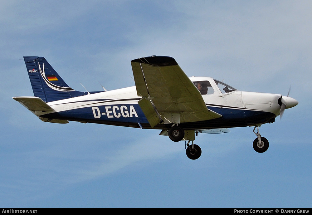 Aircraft Photo of D-ECGA | Piper PA-28-181 Archer II | AirHistory.net #738510
